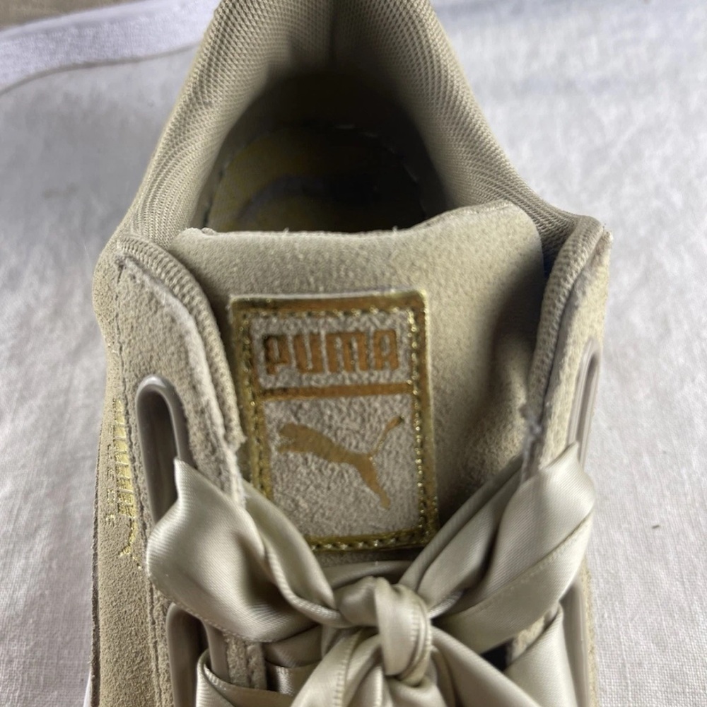 Puma Suede Heart Safari WOMEN SIZE  10.5 - Picture 2 of 12